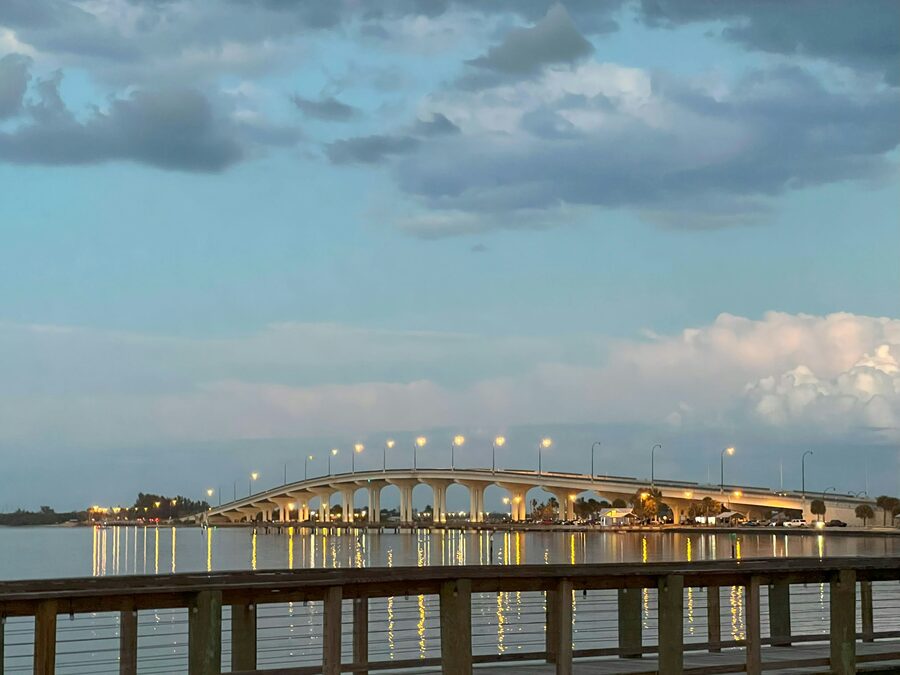 Bridge over the Delaware River at dusk